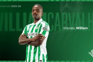 队史出场最多的外籍球员，贝蒂斯官方：33岁中场威廉-卡瓦略离队