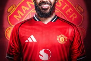 3次报价&谈判超1个月！曼联5500万被拒→6250万被拒→7000万敲定