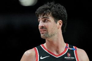 开拓者球员前瞻:谁是首发第五人?进攻难题谁来解?崛起还要等三年?